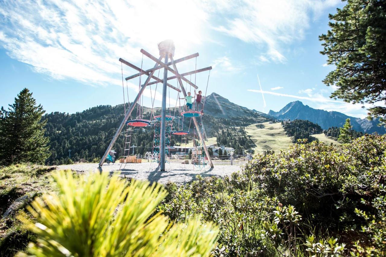 Hotel Bergwelt Längenfeld Exteriör bild